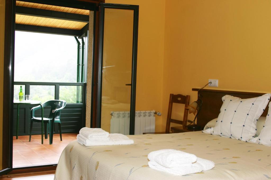 Hotel Restaurante Canero Zimmer foto